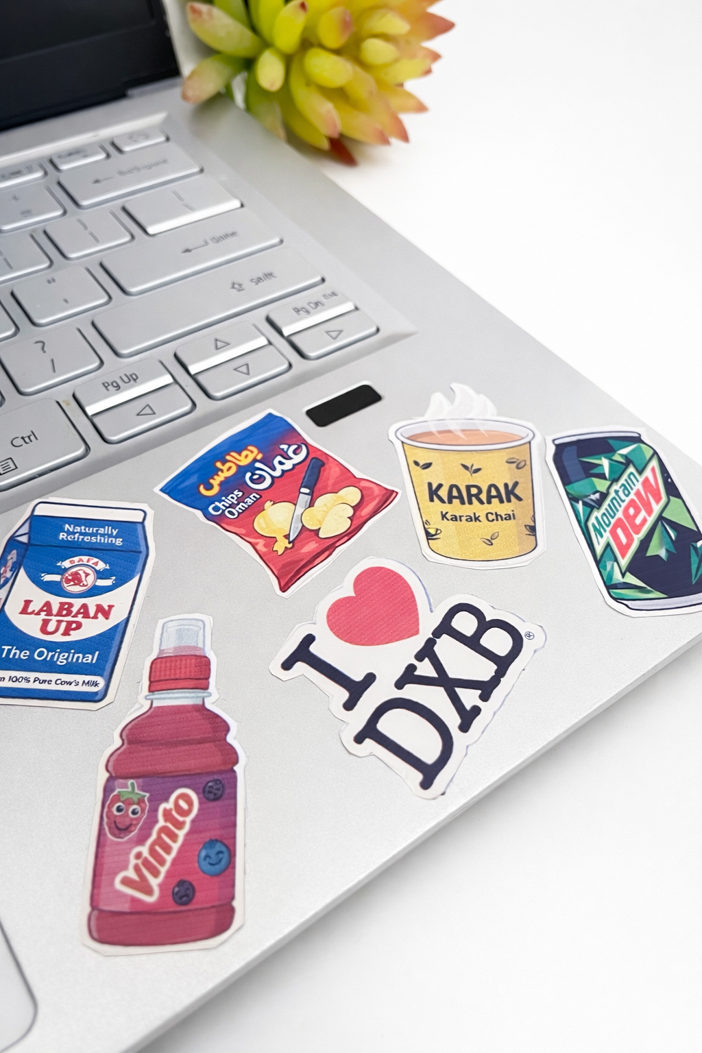 We ❤️ DXB Vinyl Sticker Set